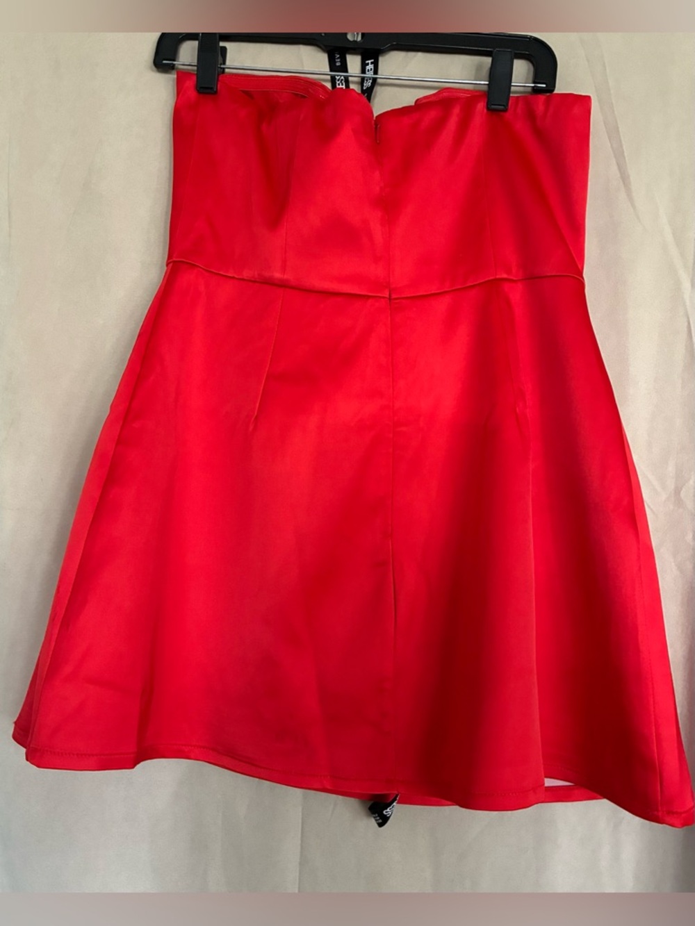 Hess Red Strapless Mini Dress with Pocket Details - Picture 2 of 5